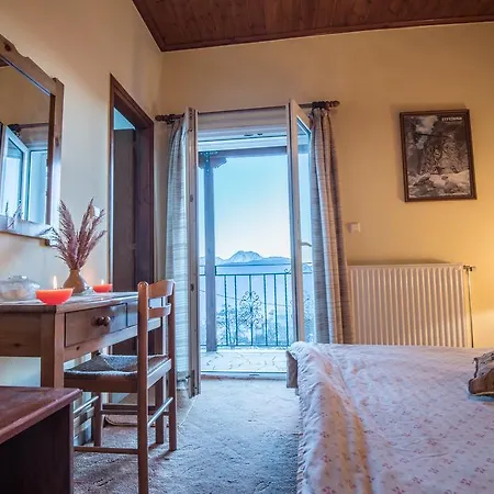 Гостевой дом To Aidoni Карпенисион